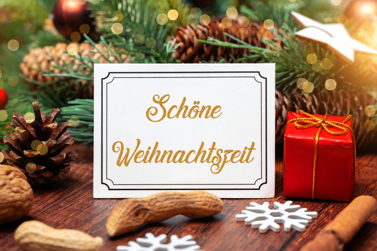 Weihnachtsgrüße und kleine Geschenke schicken 