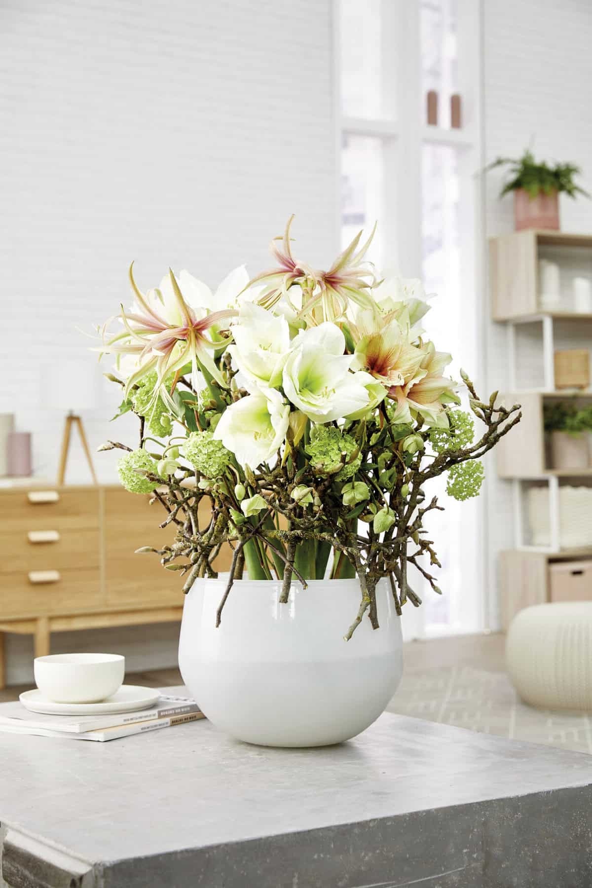 Christrosen mit anderen Blumen kombinieren