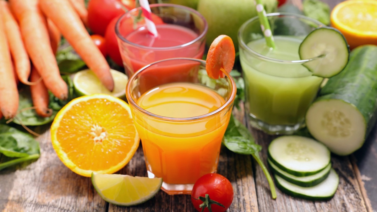 eineinhalb Liter Saft pro Tag trinken - Saftfasten