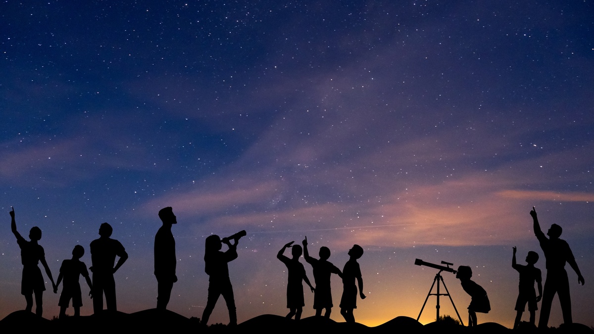 Sternschuppen am Nachthimmel in südlichen Ländern